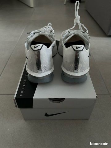 Used Nike Vaporfly 4 bike — image 4 of 6