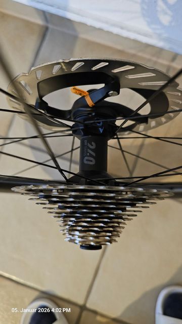 Used 2025 SYNCROS Capital 1.0s Aero 28" 60mm Shimano bike — image 11 of 12