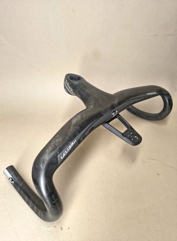 Used Vision Metron 5D Integrated Carbon Handlebar 120mm x 420mm bike — image 7 of 11