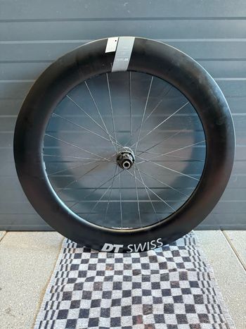 Used Dt Swiss DT Swiss ARC1400 80mm wheelset bike — image 1 of 4