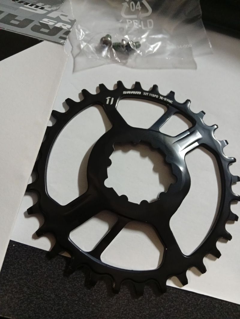 Used SRAM 32T Direct Mount Chainring 11-speed Drivetrain & Pedals