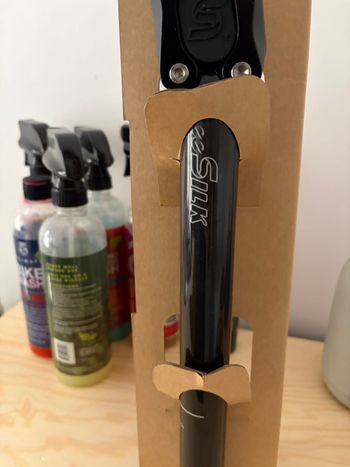Used Cane Creek Cane Creek eeSilk+ Suspension Seatpost - Carbon 2025 bike — image 2 of 4
