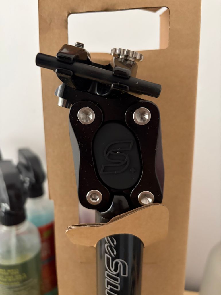 Used Cane Creek Cane Creek eeSilk+ Suspension Seatpost - Carbon 2025 bike — image 3 of 4
