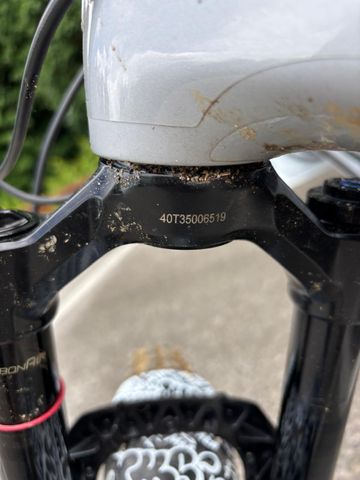 Używany 2024 RockShox Lyric 160 mm Fork bike — zdjęcie 6 z 8