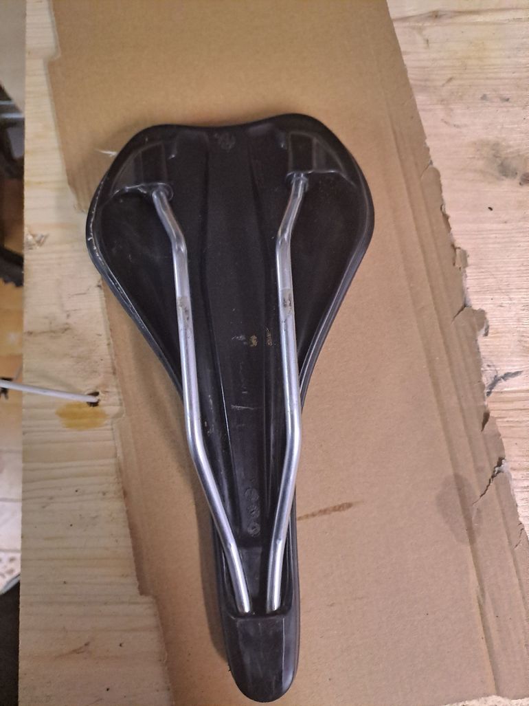 burgetech Selle Italia The Cloud Saddle bike d'occasion — image 2 sur 3