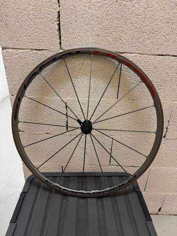 Używany Campagnolo Shamal Ultra Wheels 2010 bike — zdjęcie 2 z 2