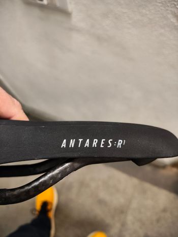 Used 2025 Antares r1 bike — image 3 of 4