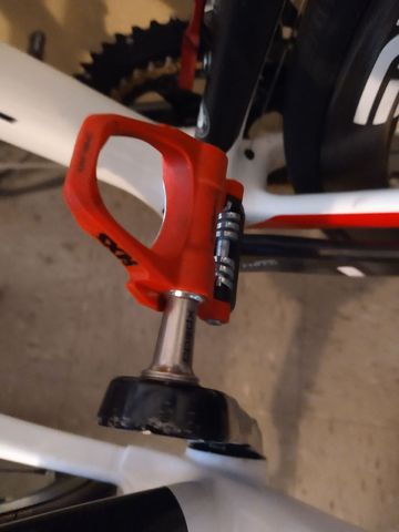 Used Shimano Dura Ace Crankset with Pedals bike — image 6 of 9
