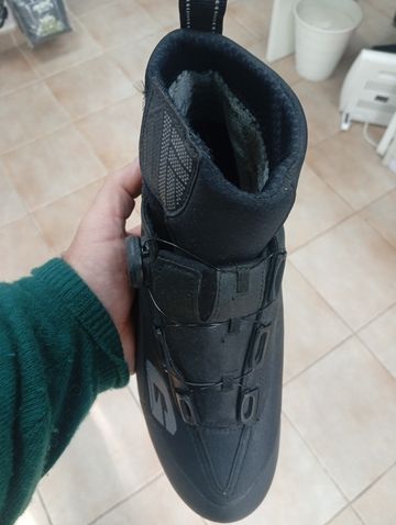 Used Gaerne Ice-Storm 1.0 Gore-Tex bike — image 2 of 2