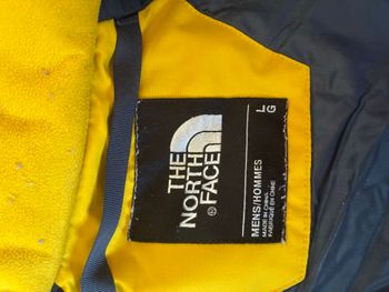 Used The North Face Men's Ski Jacket bike — image 3 of 4