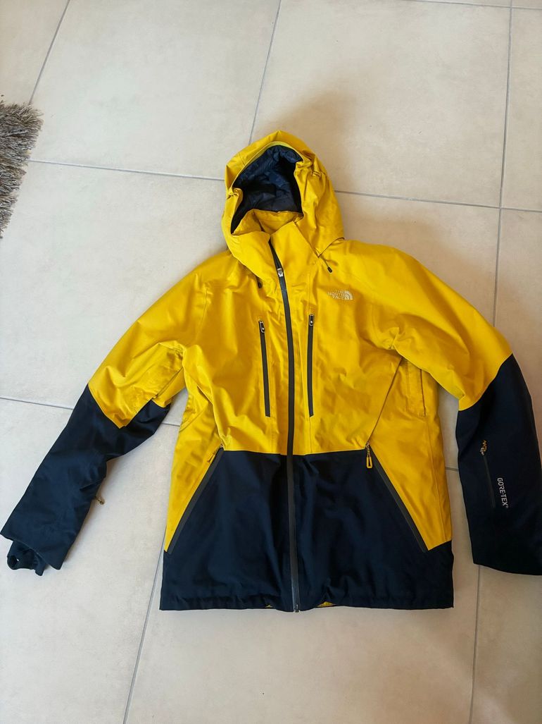 Used The North Face Men's Ski Jacket bike — image 1 of 4