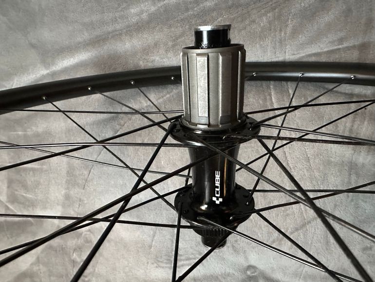 Used 2026 ACID RA 2.3 Aero Disc, 28/28 Spokes, Centerlock, 12x100mm/12x142mm, Tubeless Ready bike — image 2 of 4