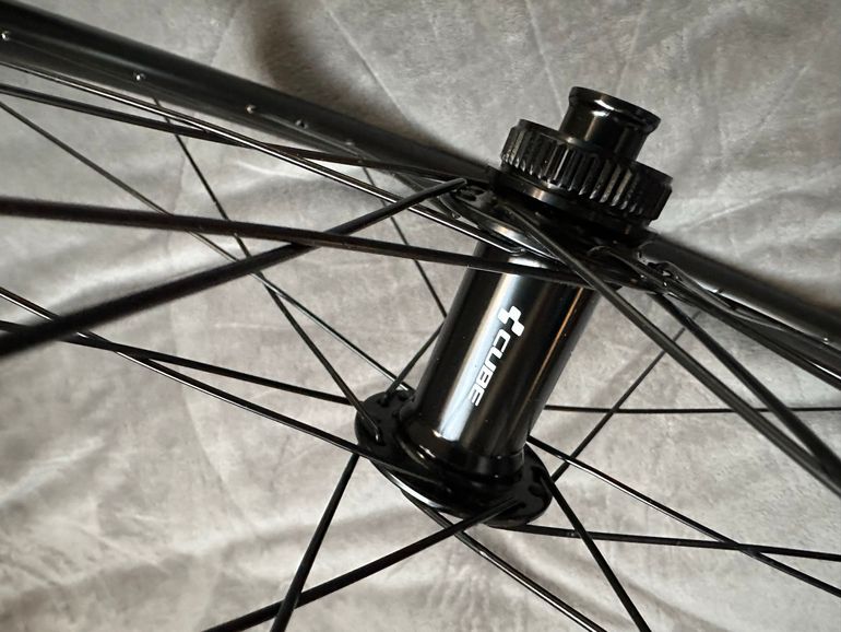 Used 2026 ACID RA 2.3 Aero Disc, 28/28 Spokes, Centerlock, 12x100mm/12x142mm, Tubeless Ready bike — image 4 of 4