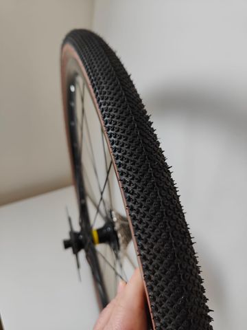 Used Mavic Allroad S CL 700 Wheel bike — image 6 of 8