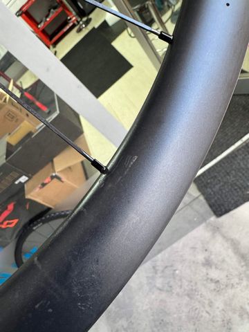 Gebrauchtes 2024 Hunt 36 Carbon Wide Aero Wheelset bike — Bild 5 von 6