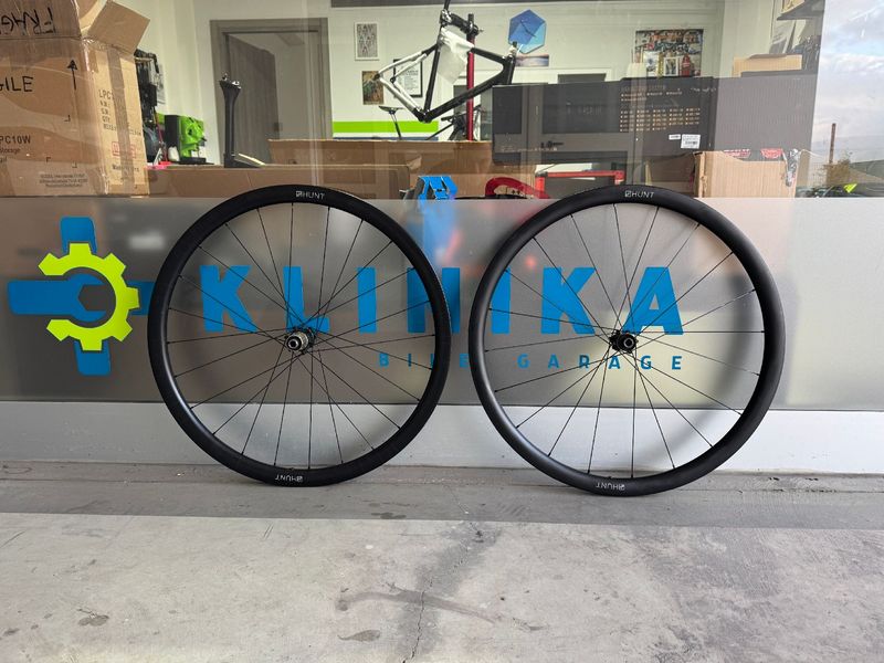 2024 Hunt 36 Carbon Wide Aero Wheelset Wheels d'occasion