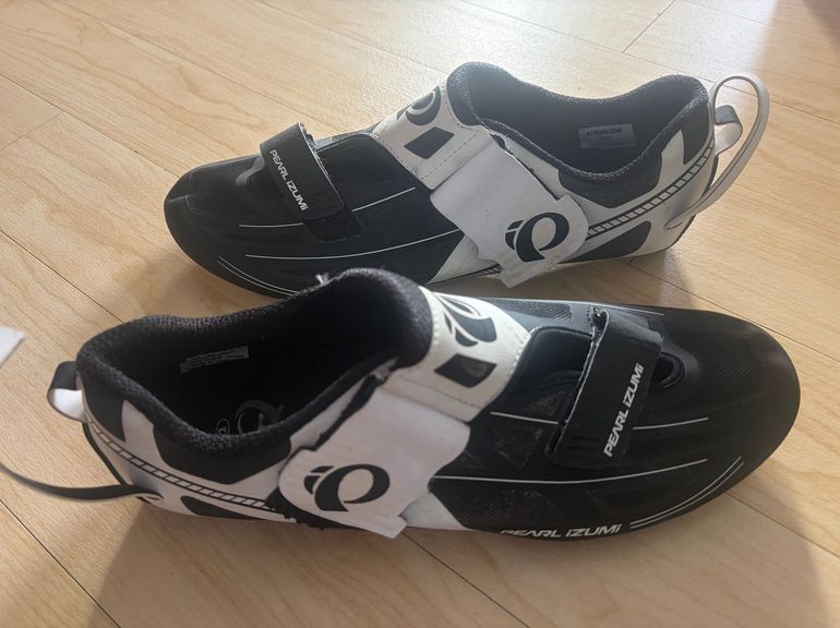 Used Pearl Izumi Pearl Izumi Tri Fly V6 bike — image 1 of 4