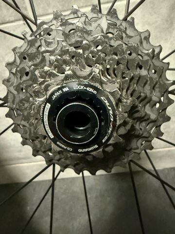 Used DT Swiss ARC 1100 DICUT 80mm Wheelset bike — image 6 of 7