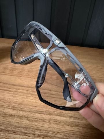 Rudy Project Cycling Glasses Defender Pyombo Matte Bumpers Black Photochromic 2black bike d'occasion — image 9 sur 11