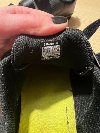 Used 2016 Specialized MTB Shoes bike — image 3 of 4