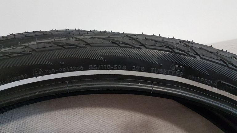 Used Continental Continental Contact Plus City 27,5x2,2" Safety Plus Breaker. bike — image 12 of 14