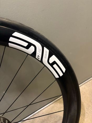 Used 2025 ENVE SES 4.5 2025 bike — image 4 of 9