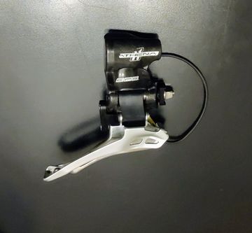 Used Campagnolo Athena EPS 11-speed Groupset 2013 bike — image 4 of 7