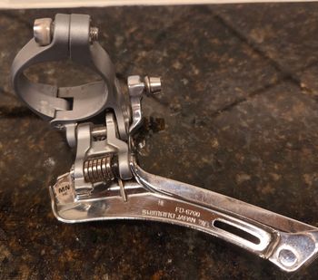 Used Shimano Shimano Ultegra FD-6700 Front Derailleur bike — image 4 of 5