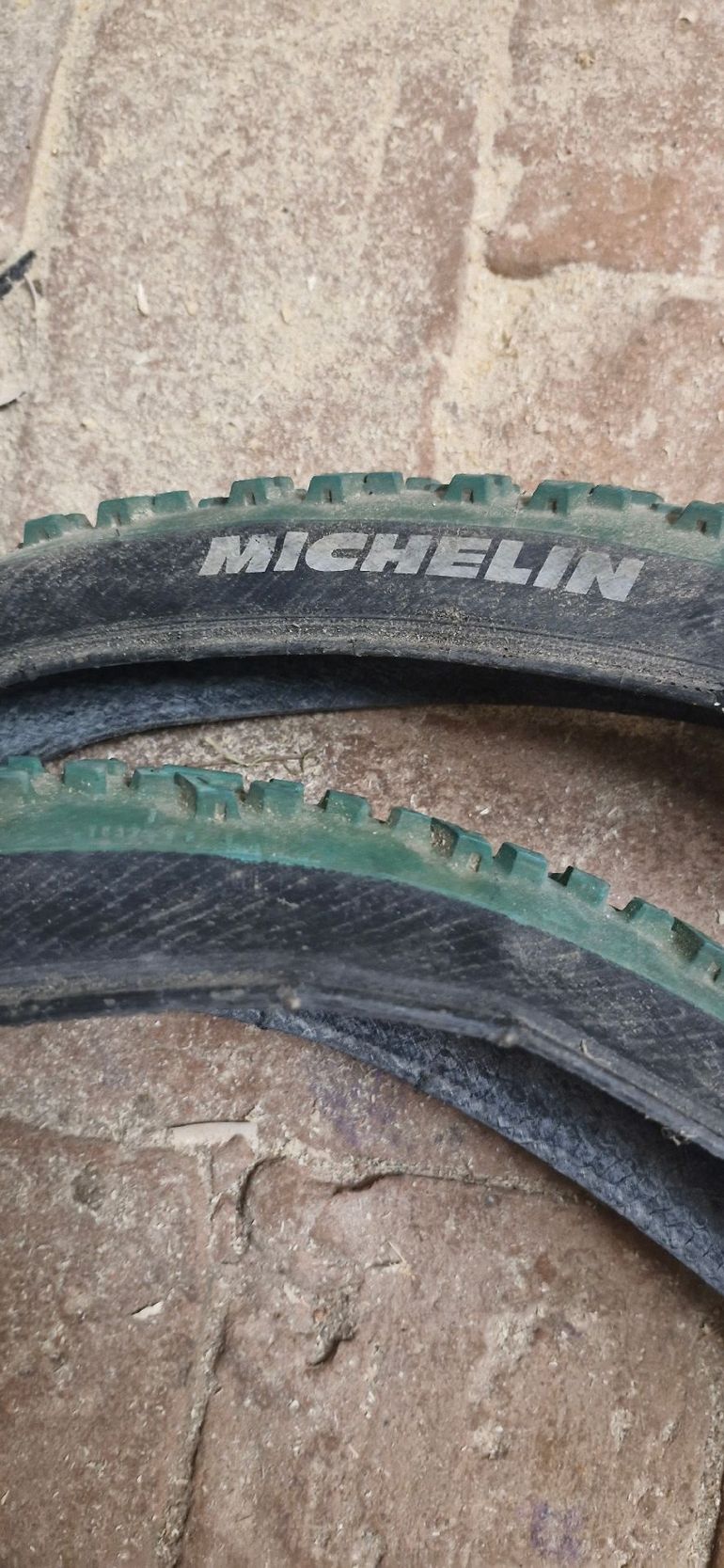 Used 1999 Michelin Wildgripper 26x2.1 bike — image 2 of 2