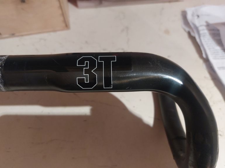 Guidon 3TTT ERGOSUM LTD 42cm Carbone - Noir - Occasion Excellent état