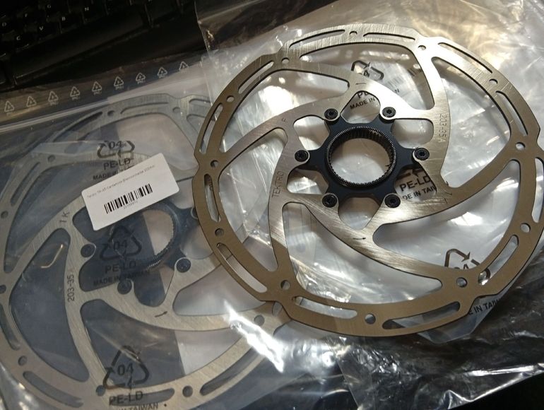 Used Tektro TR-35 203mm Center-Lock Disc Brake Rotor bike — image 3 of 4