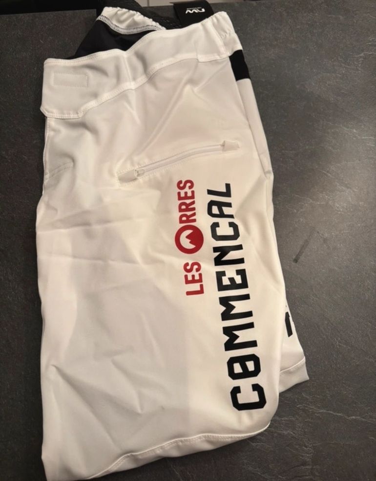 Used 2025 Northwave Commencal Pants bike — image 3 of 6