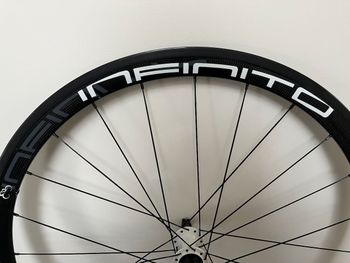 Used Infinito R4C Achterwiel 38mm Carbon Velg bike — image 6 of 6