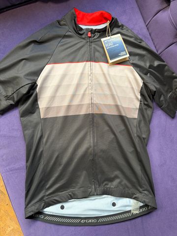 Brugt Giro Chrono Expert Jersey Black Red Horizon Cycling Clothing
