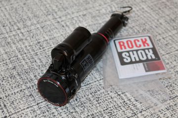 Used Rock Shox RockShox Super Deluxe Select R 205x65 mm Trunnion bike — image 5 of 9