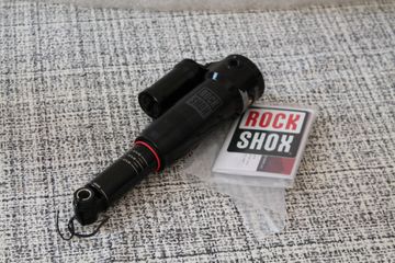 Used Rock Shox RockShox Super Deluxe Select R 205x65 mm Trunnion Rear Suspension