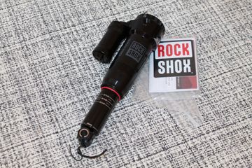 Used Rock Shox RockShox Super Deluxe Select R 205x65 mm Trunnion bike — image 2 of 9