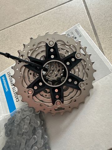 Brugt 2025 Shimano Ultegra CS-R8101 12-speed bike — billede 3 af 4
