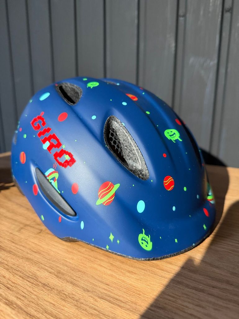 Used Giro Kask rowerowy dziecięcy  SCAMP space blue bike — image 2 of 10