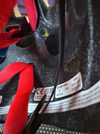 Used Giro Kask rowerowy dziecięcy  SCAMP space blue bike — image 10 of 10