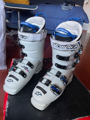 Used Nordica Dobermann Spitfire 100 Ski Boots bike — image 2 of 10