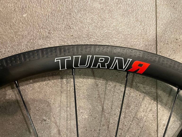 Used TurnR Race Carbon Velgrem Wielset bike — image 2 of 7