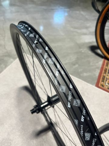 Gebrauchtes Dt Swiss GRC 1400 bike — Bild 4 von 7