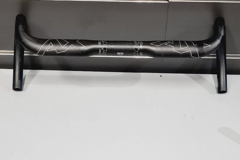 Used 2025 Easton EC 90 AX Carbon Handlebar Cockpit