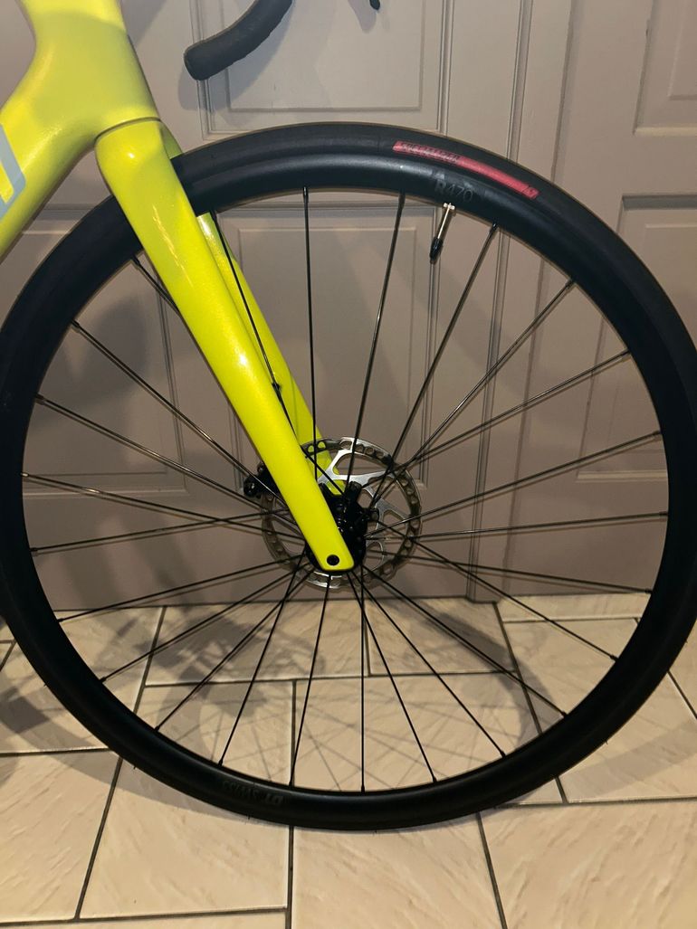 Used 2025 r470 bike — image 1 of 2