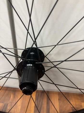 Used Bontrager paradigm SL 2025 bike — image 3 of 6