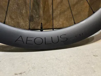 Used Bontrager AEOLUS PRO 51 TLR bike — image 4 of 6