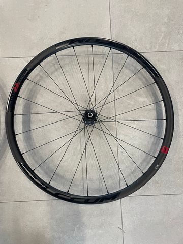 Used Fulcrum rapid red 300 bike — image 2 of 3