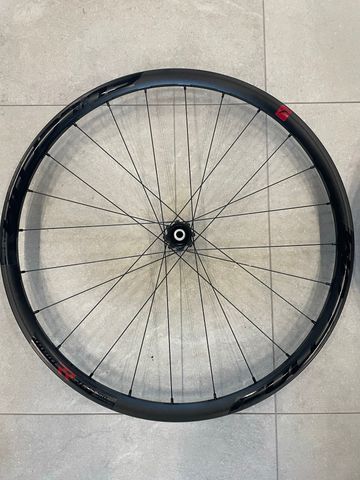 Fulcrum rapid red 300 Wheels usato