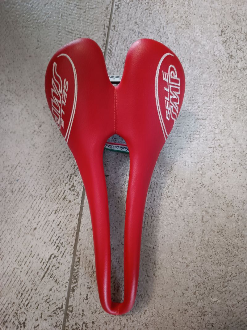 Tweedehands Selle Smp Dynamic Saddles & Seatposts